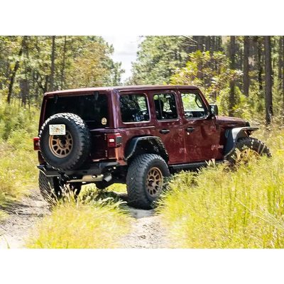 Relocalizador de Placa Rugged Ridge para Wrangler JL / Gladiator 18-25 2D/4D