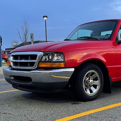 1998-2000 Ford Ranger Halo Projector Headlights Matte Black/Clear Lens