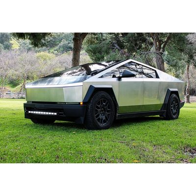 Tesla Cybertruck 40in Light Bar - PRO