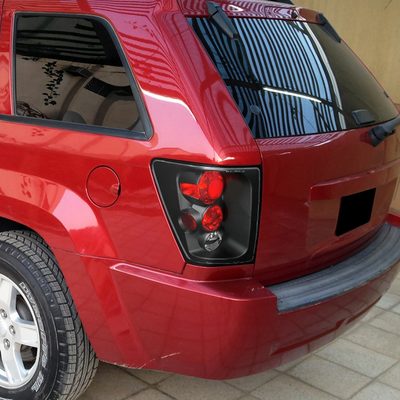 2005-2006 Jeep Grand Cherokee Tail Lights Matte Black Housing/Clear Lens