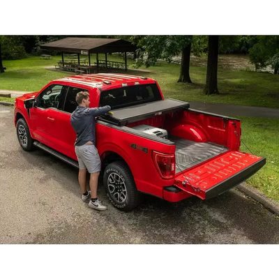 Tapa plegable rigida Solid fold ALX 5.8' para Silverado 1500 14 - 18 Crew Cab