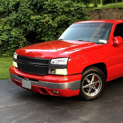 2005-2006 Chevy Silverado 2500HD/3500HD Black Honeycomb Front Hood Grille