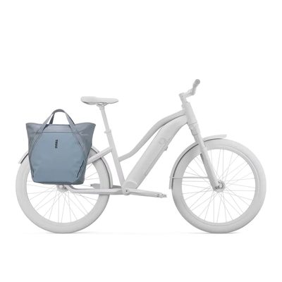 Alforjas Chasm Tote Thule color Azul de 25L con sistema InLock