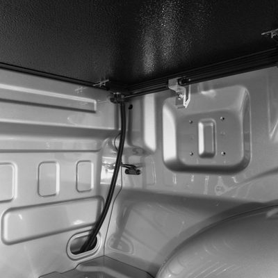 Tapa plegable Gator de 6.5' para Silverado / Sierra 1500 14-18 Reg Cab