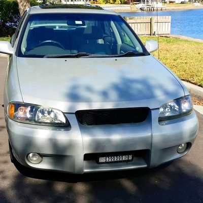 2000-2003 Nissan Sentra Factory Style Crystal Headlights Matte Black/Clear