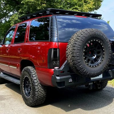 2000-2006 Chevy Suburban/Tahoe/Yukon/XL LED Tail Lights Glossy Black/Smoke