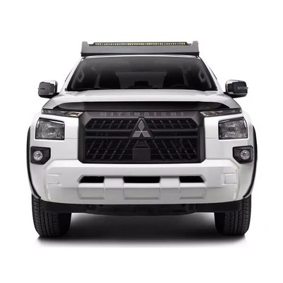 Protector de cofre Aeroskin Smoke Bajo perfil para L200 2025+