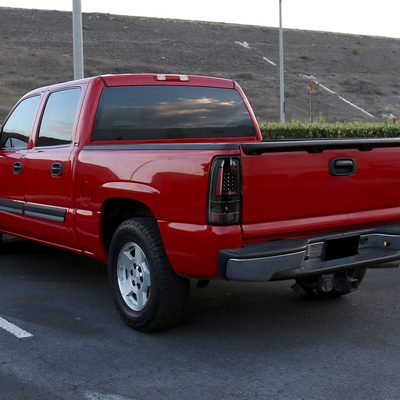 2003-2006 Chevy Silverado LED Tail Lights - G2 Jet Black Housing/Clear Lens