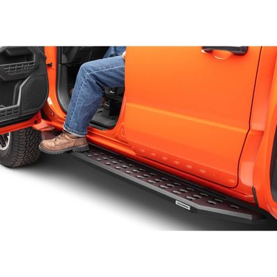 Estribos RB20 Ngo Text de 80" para BYD Shark 24 - 26