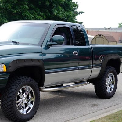 1994-2001 Dodge RAM 1500 2500 3500 Textured Rivet Style Fender Flares