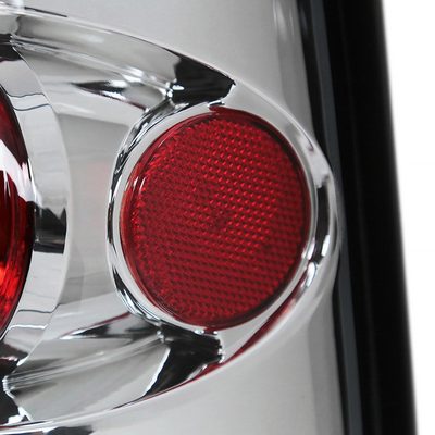 2003-2006 Chevrolet Silverado Tail Lights Chrome Housing/Clear Lens