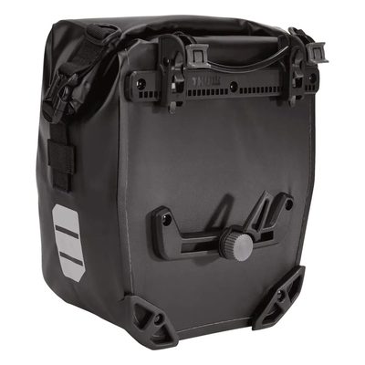 Alforjas Thule Shield Pannier color Negro de 13L (Par)