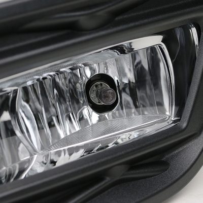 2015-2017 Ford Focus 12V/35W H8 Fog Lights Chrome Housing/Clear Lens