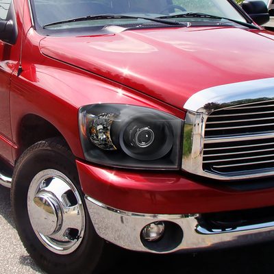 2006-2008 Dodge RAM 1500/ 06-2009 RAM 2500 3500 Retro Projector Headlights Black