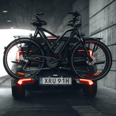 Portabicicletas de tiron con luces Thule Epos (2 Bicicletas)
