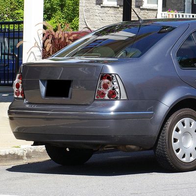 1999-2005 VW Jetta/Bora Mk4 Sedan Tail Lights Chrome/Clear Lens