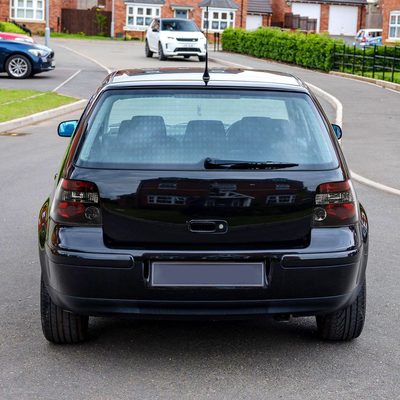 1999-2006 VW Golf Mk4/GTI/R32 Tail Lights Matte Black/Clear Lens