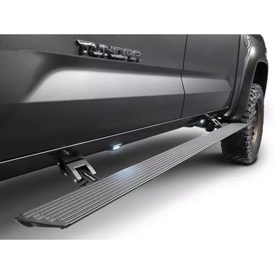 Estribos Electricos Voltstep Ngo Text para Silverado / Sierra 1500 19-25 Dob / Crew Cab