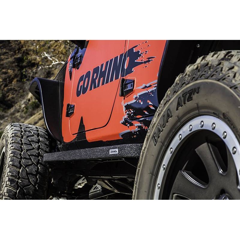 Estribos RB10 68" Pol para Wrangler JK 07-18 (4 puertas)