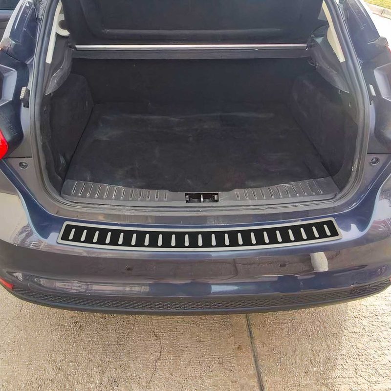 2012-2018 Ford Focus Hatchback Rear Bumper Sill Cover Guard Stainless Steel