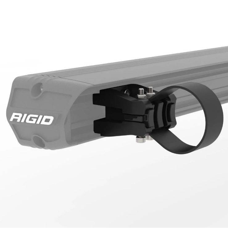 Montaje de Tubo para Barra de Luz Chase 28"