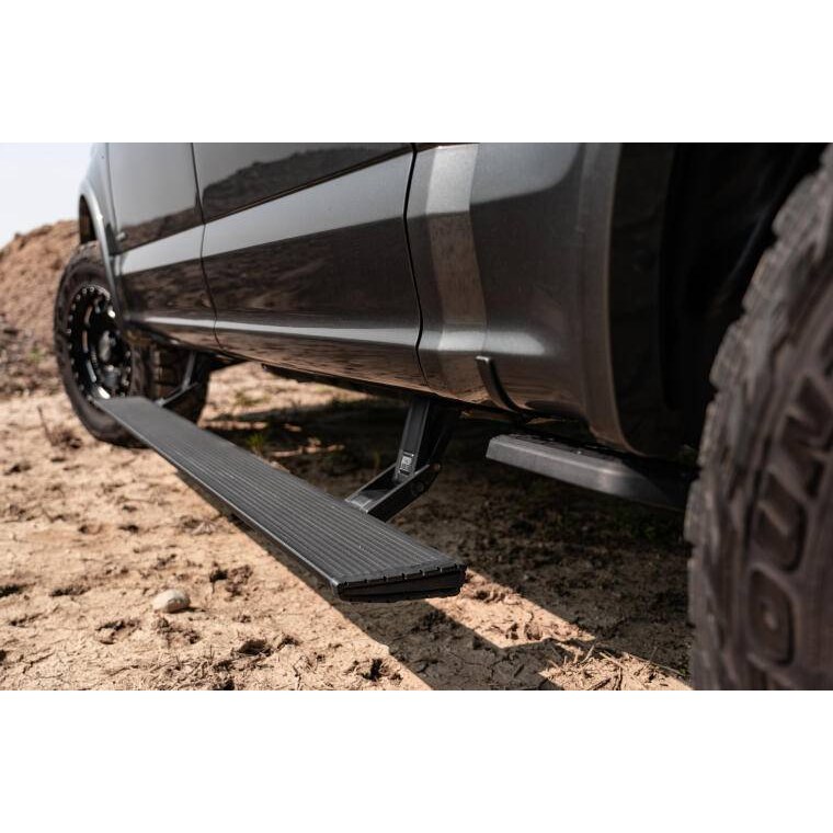 Estribos Electricos AMP Xtreme Jeep Wrangler JK 07-18 2 Puertas