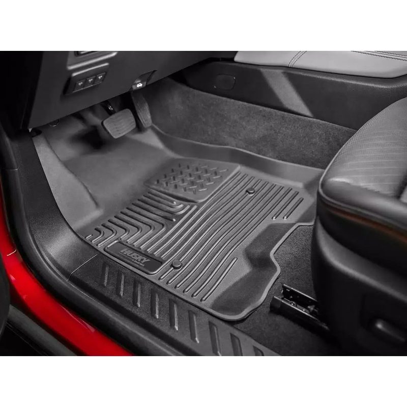 Tapetes Husky Weatherbeater 1ra y 2da Fila color Negro para NP300 16 - 25